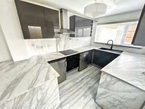 Photo 18- click for photo gallery